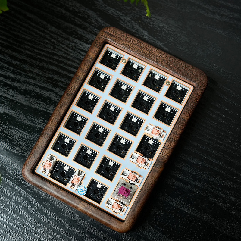 Soild Walnoot Hout Draadloze M - Mechanical Numpad Hot Swap Rgb Wireless recensie en prijs