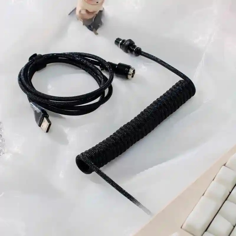 Voor magnetische schakelaar US - Type C Detachable Cable Coiled Keyboard recensie en prijs